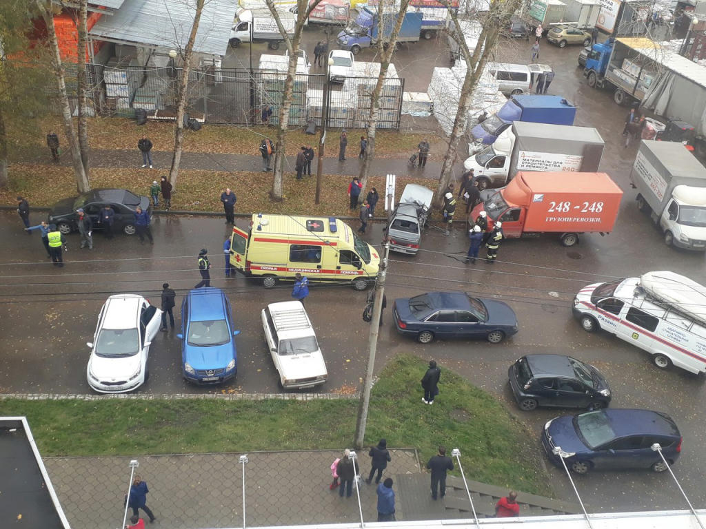 В ДТП на улице Фирсова в Рязани пострадал маленький ребенок - очевидец