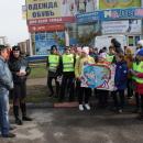 35 водителей Бердска получили письма от юных инспекторов движения